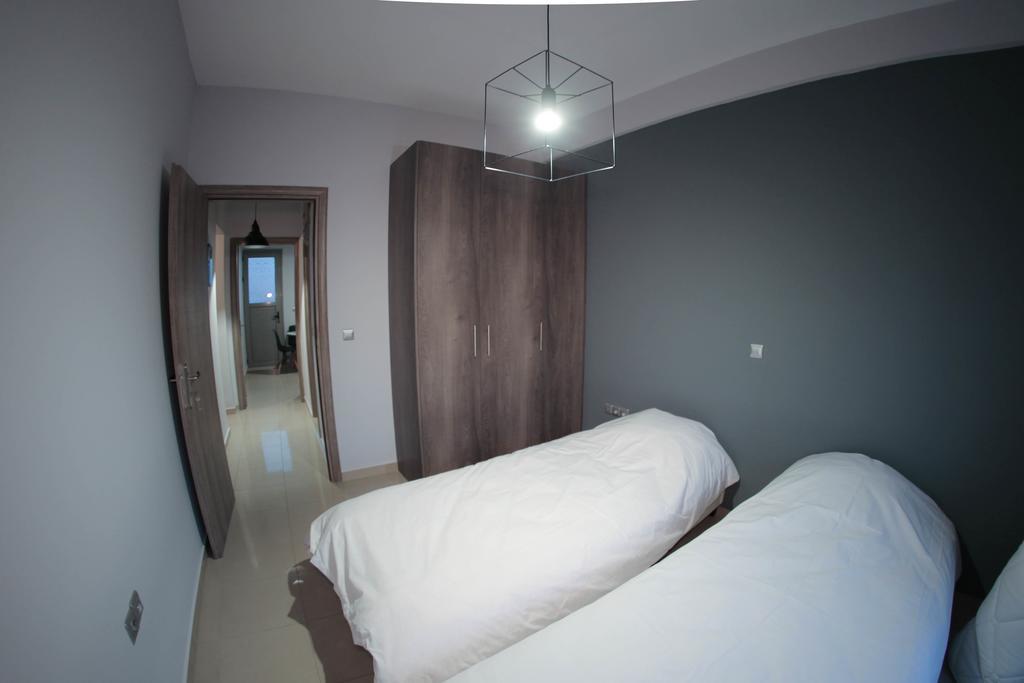 One-Bedroom Standard Apartment